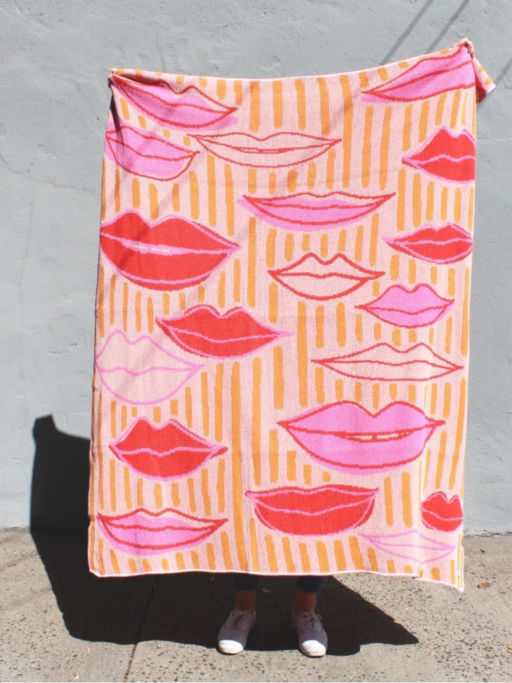 Calhoun & Co. Lips & Stripes throw blanket